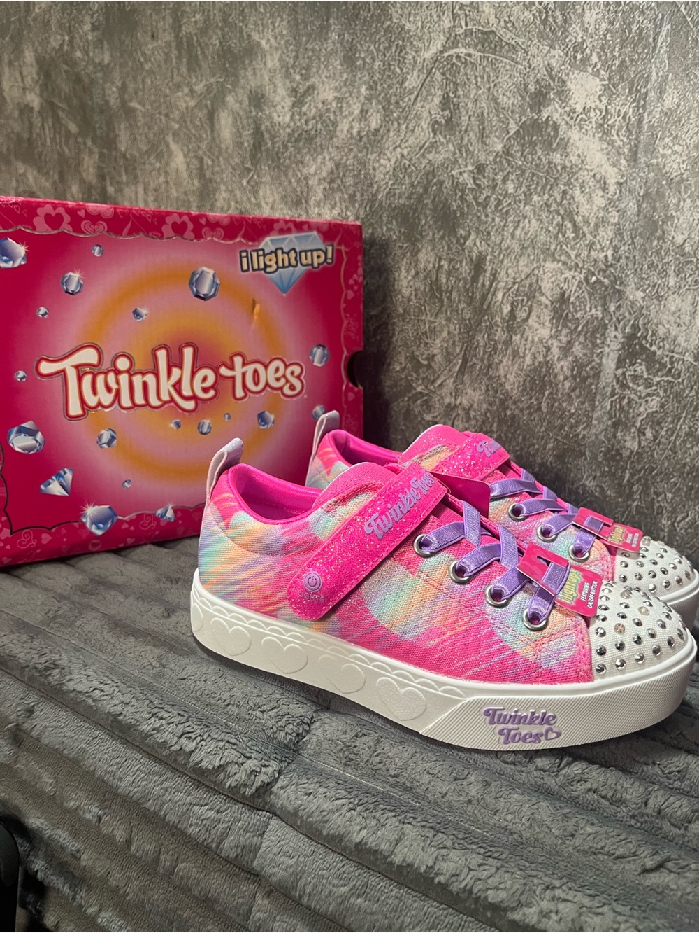 Skechers Twinkle Toes Girls' Pink Rainbow Light-Up Sneakers